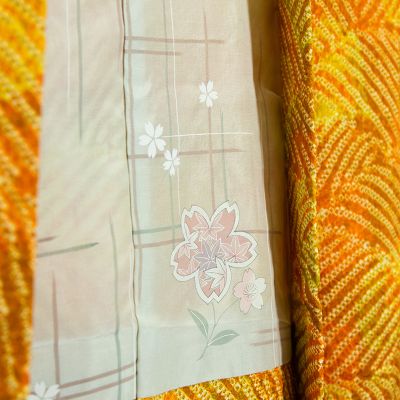 Detalles forro Haori Sol amarillo y naranja