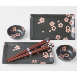 Set de sushi negro con flores sakura rosas