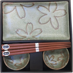 Set de sushi verde con flores